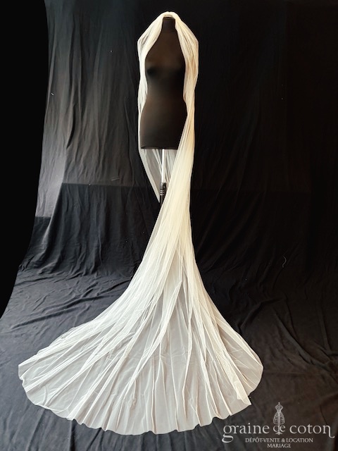 Poirier - Voile en tulle souple long de 300 cm bords bruts - robe de mariée