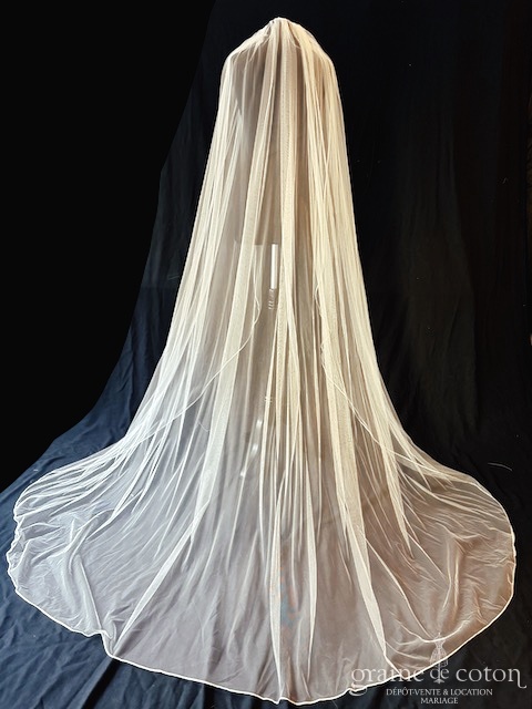 Création - Voile long de 250 cm en tulle fluide ivoire bordé d'un galon - robe de mariée