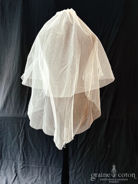 Création - Voile court en tulle fluide ivoire clair - robe de mariée