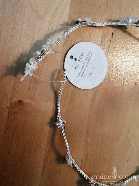 Bianco Evento - Headband serre tête souple avec strass et fleurs nacrées - robe de mariée