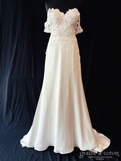 Caroline Castigliano - Rosalee avec ses manches amovibles - Robes de mari&eacute;e - Graine de coton - Dépôt-vente et location de robes de mariée