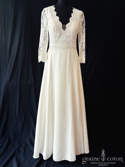 Réf. 6843 - Rosa Clara - Carena - Robes de mari&eacute;e - Graine de coton - Dépôt-vente et location de robes de mariée à Paris