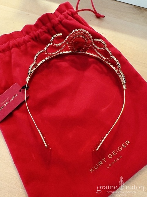 Réf. 6856 - Kurt Geiger - Diad&egrave;me &agrave; strass color&eacute;s et armature dor&eacute;e - Accessoires de mari&eacute;e - Graine de coton - Dépôt-vente et location de robes de mariée à Paris