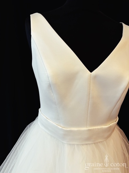 Réf. 6858 - Atelier Emelia - Abricot - Robes de mari&eacute;e - Graine de coton - Dépôt-vente et location de robes de mariée à Paris