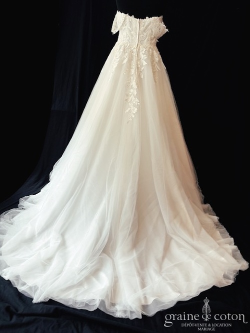 Réf. 6864 - La Sposa pour Pronovias - Lovely - Robes de mari&eacute;e - Graine de coton - Dépôt-vente et location de robes de mariée à Paris