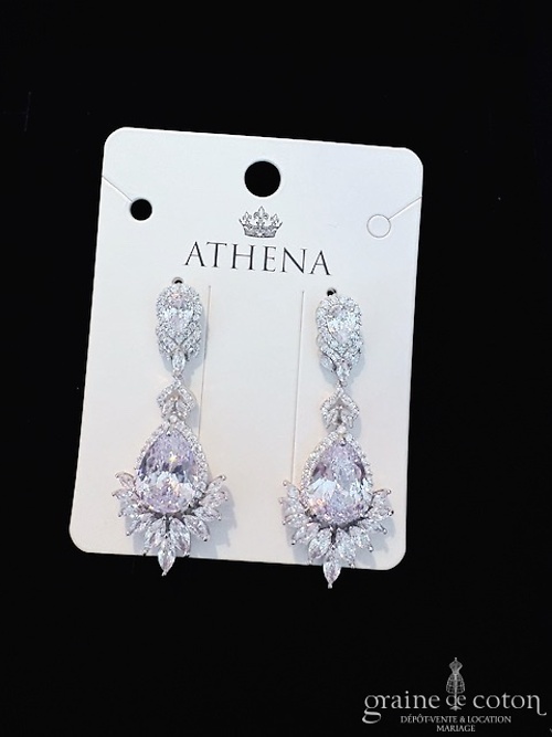 Réf. 6873 - Athena - Boucles d'oreilles pendantes en strass - Accessoires de mari&eacute;e - Graine de coton - Dépôt-vente et location de robes de mariée à Paris