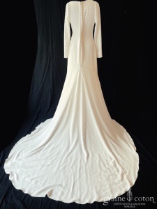 Atelier Pronovias - Protostar