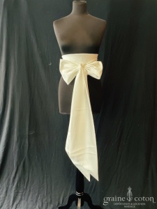 Atelier Emée - Ceinture en satin ivoire clair