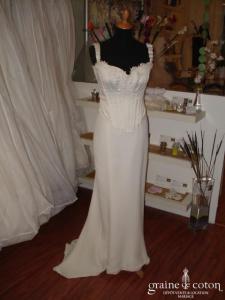 Créatrice irlandaise Gillian et parisienne Miss Cadolle - Ensemble cavalière ivoire 3 pièces