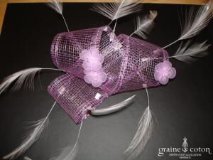 Création Alexia de Paris - Bibi en abaca, fleurs et plumes parme