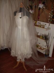 Cymbeline - Voile long ivoire en tulle avec guipure de dentelle