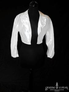 Rembo Styling - Boléro court en taffetas ivoire clair, manches 3/4