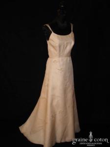 Catherine Varnier - Robe une pièce en soie et triple organza de soie ivoire