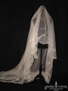 Pronovias - Voile long 3,50 mètres ivoire bordé de 5 rangées de point de chaînette