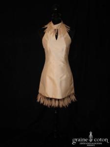 Tara Deva - Robe courte en soie sauvage ivoire avec plumes