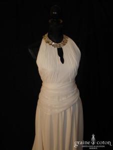 Création Balthazar - Robe à encolure américaine en mousseline de soie ivoire