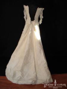 Catherine Puget - Robe en soie sauvage et dentelle de calais