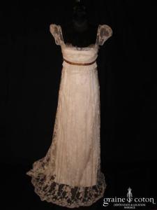 Monique Germain - Robe empire en dentelle irisée ivoire