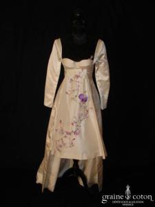 Monique Germain - Robe en soie ivoire courte devant et longue derrière