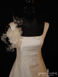 Alexis Mariage - Robe en soie sauvage ivoire avec larges bretelles