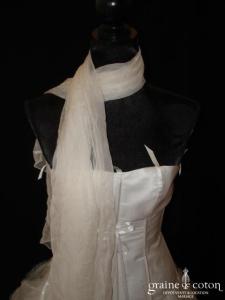 Étole en mousseline de soie ivoire