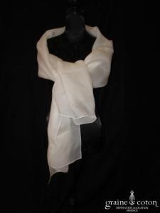 Création - Étole en organza de soie ivoire