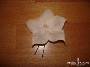 Pic à chignon fleur