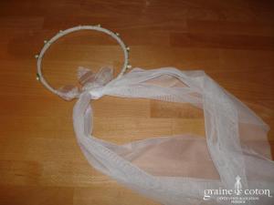 Couronne fleurs et tulle blanc pour petite fille
