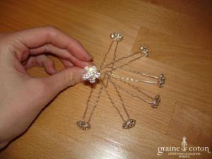 Lot de 7 pics à chignon forme fleur en strass