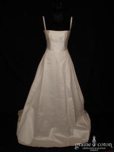 Mariées de Paris - Robe taille haute en mikado ivoire avec bretelles