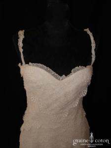 Pronovias - Robe fourreau en dentelle de coton et gaze de soie