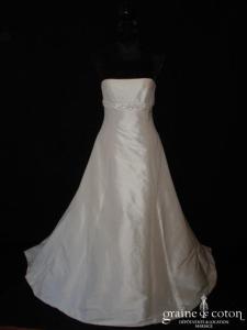 Pronovias - Necora