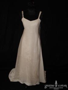 Création Anne Mignot - Robe une pièce en crêpe et organza de soie ivoire