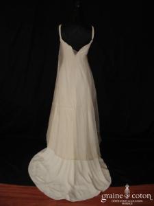 Création Anne Mignot - Robe une pièce en crêpe et organza de soie ivoire