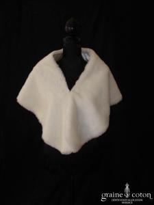 Cymbeline - Étole en fausse fourrure ivoire