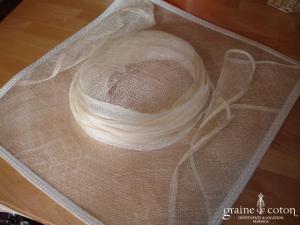 Création Anne Mignot - Chapeau carré en sisal ivoire