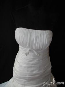 Marque espagnole dégriffée - Robe taille basse empire en taffetas blanc drapé