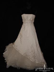 Mariées de Paris - Robe blanche taille empire