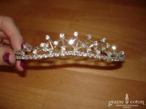 Diadème fin avec strass