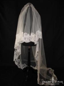 Cymbeline - Voile long de 3 mètres en tulle bordé de fine dentelle ivoire