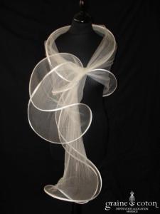 Suzanne Ermann - Étole à volutes ivoire en tulle de soie