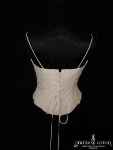 Création - Bustier en dentelle