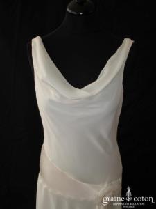 Fashion NewYork pour Lafayette Mariage - Robe courte taille basse asymétrique