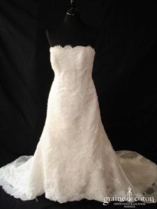 Pronovias - Halifax