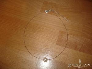 Au fil perlé - Collier une perle ivoire claire