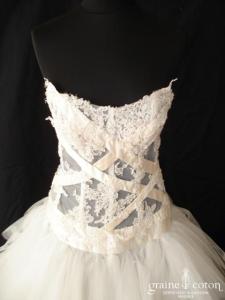 Max Chaoul - Robe taille basse en dentelle de calais, soie et tulle blanc