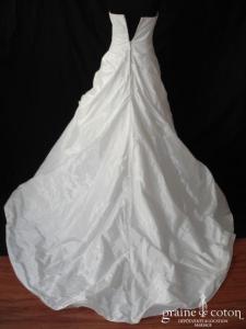 Marylise - Robe taille basse en taffetas drapé ivoire