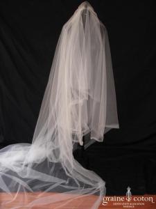 Max Chaoul - Voile long de 3 mètres en tulle blanc