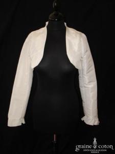 Boléro en taffetas ivoire, manches longues