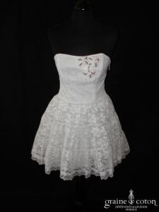 Capuccino - Robe bustier courte en dentelle blanche